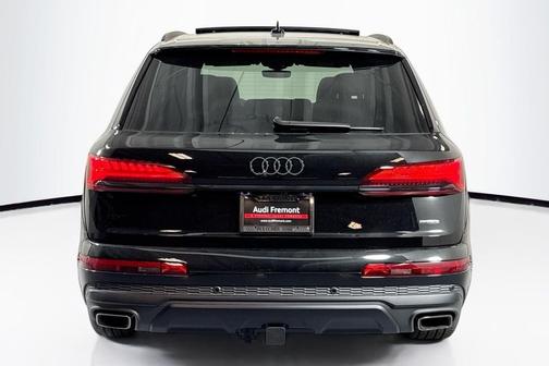 2026 Audi Q7 55 Premium Plus