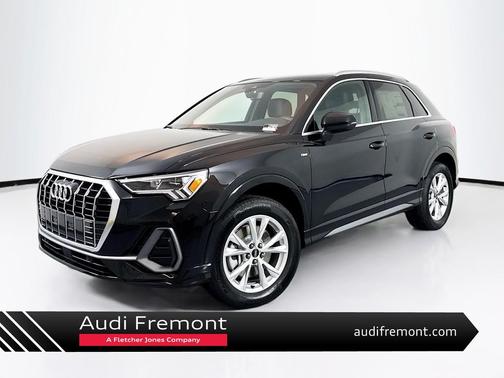 2025 Audi Q3 Premium 45 TFSI S line quattro Tiptronic