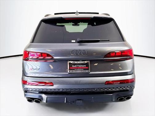 2025 Audi SQ7 4.0T Prestige