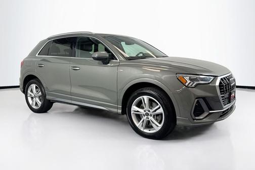 2023 Audi Q3 45 S line Premium Plus