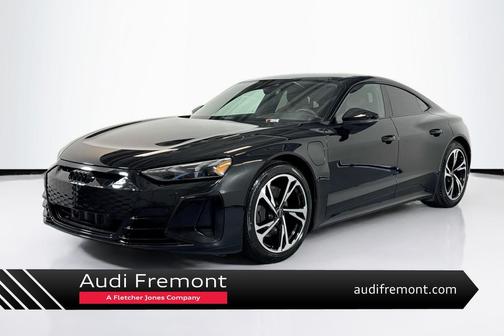 2023 Audi e-tron GT Premium Plus quattro