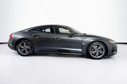 2023 Audi e-tron GT Prestige quattro