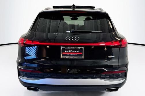 2025 Audi Q5 Prestige TFSI quattro S tronic