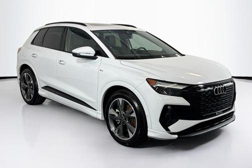2024 Audi Q4 e-tron Premium Plus 55 quattro