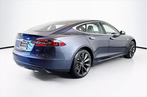 2015 Tesla Model S 70D