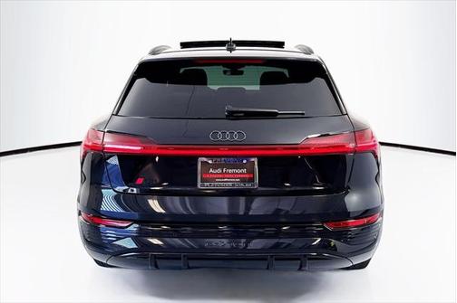 2024 Audi Q8 e-tron Prestige