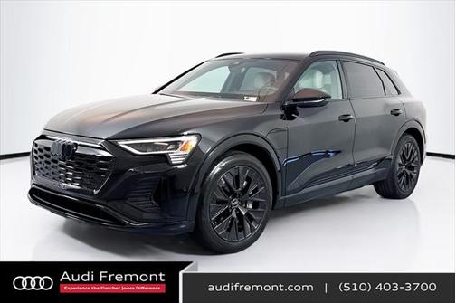 2024 Audi Q8 e-tron Prestige