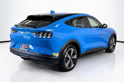 2022 Ford Mustang Mach-E Select