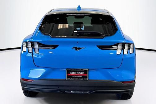 2022 Ford Mustang Mach-E Select