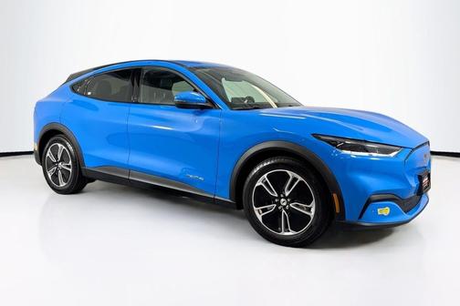 2022 Ford Mustang Mach-E Select