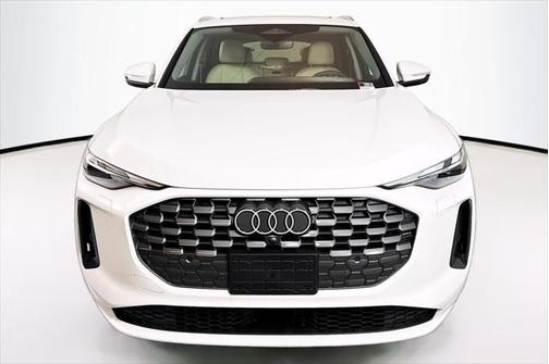 2025 Audi Q5 Premium