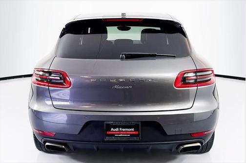 2018 Porsche Macan Base