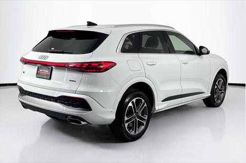 2025 Audi Q5 Premium Plus
