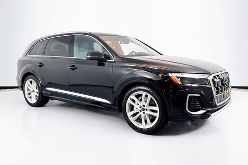 2025 Audi Q7 55 Premium Plus