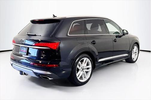 2025 Audi Q7 55 Premium Plus