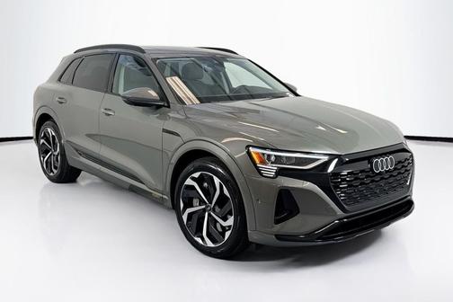 Chronos Gray Metallic 2024 Audi Q8 e-tron Premium Plus
