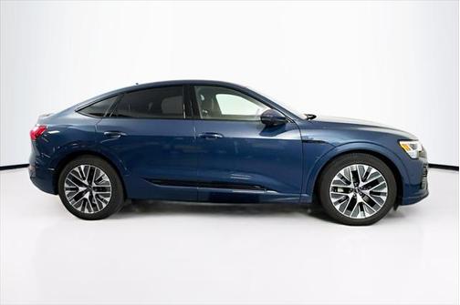 2024 Audi Q8 e-tron Premium Plus