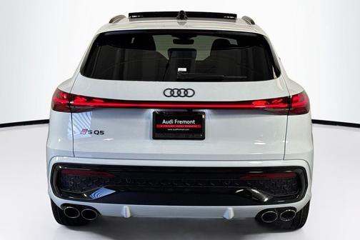 2025 Audi SQ5 3.0T Prestige