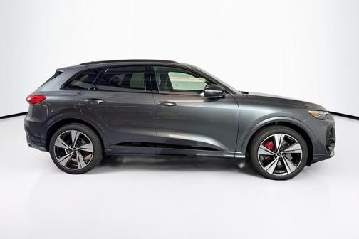 2025 Audi SQ5 3.0T Premium Plus