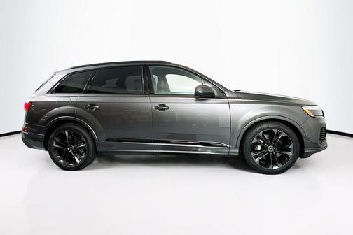 2025 Audi Q7 55 Prestige