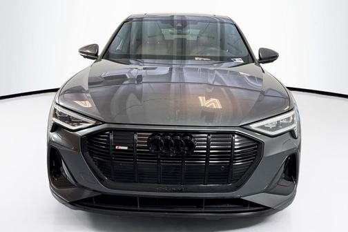 2022 Audi e-tron Sportback S line Prestige