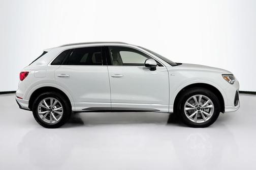 2025 Audi Q3 45 S line Premium Plus