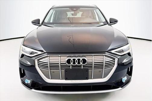 2021 Audi e-tron Premium