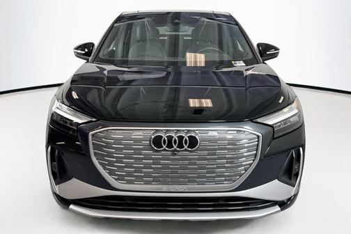 2025 Audi Q4 e-tron Sportback Premium 55 quattro
