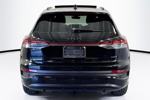 2024 Audi Q4 e-tron Prestige 50 quattro