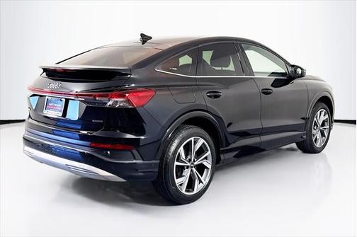 2022 Audi Q4 e-tron Prestige 50 quattro