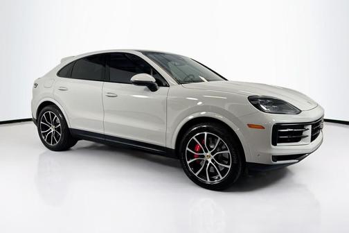Chalk 2024 Porsche Cayenne S