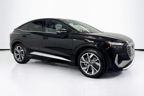 2024 Audi Q4 e-tron Sportback Premium 55 quattro