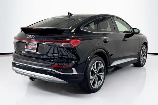 2024 Audi Q4 e-tron Sportback Premium 55 quattro