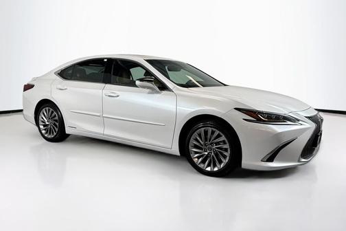 2020 Lexus ES 300h Luxury