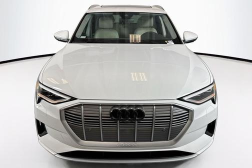 2023 Audi e-tron Premium Plus quattro