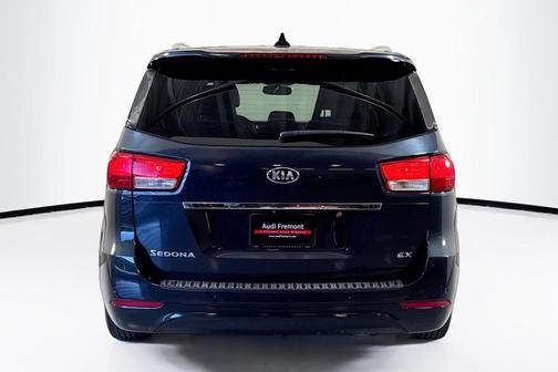 2016 Kia Sedona EX