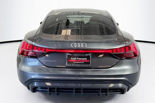 2023 Audi e-tron GT Premium Plus quattro