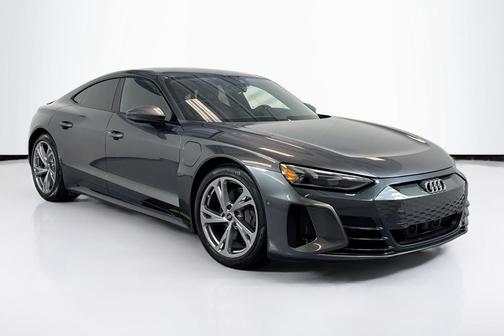 2023 Audi e-tron GT Prestige quattro