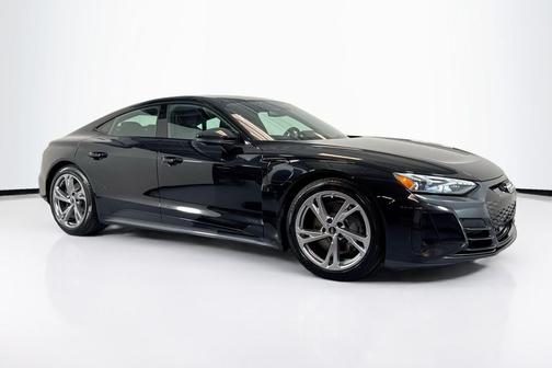 2023 Audi e-tron GT Premium Plus quattro