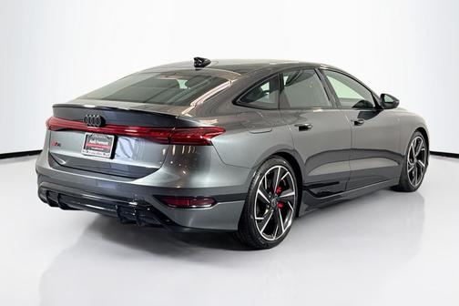 2025 Audi S6 e-tron Premium Plus