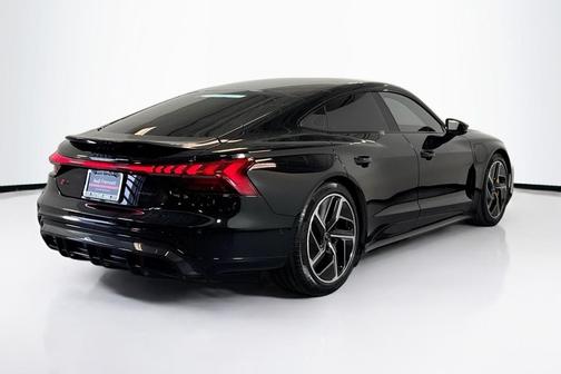 2024 Audi RS e-tron GT quattro