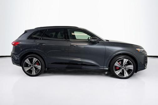 2025 Audi SQ5 3.0T Premium Plus