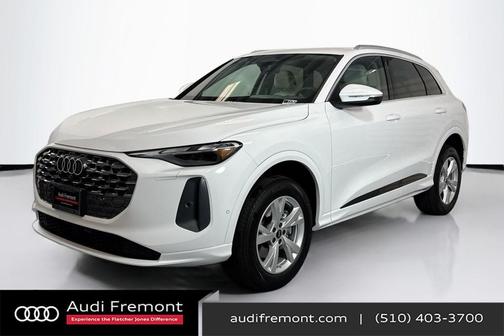 2025 Audi Q5 Premium TFSI quattro S tronic