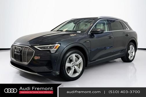 2019 Audi e-tron Premium Plus