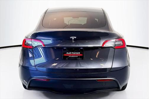 2024 Tesla Model Y Long Range Dual Motor All-Wheel Drive