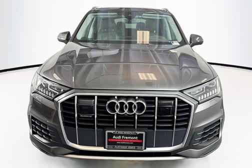 2024 Audi Q7 55 Premium Plus