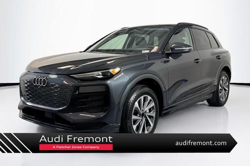 Manhattan Gray Metallic 2025 Audi Q6 e-tron Premium quattro