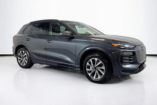 Manhattan Gray Metallic 2025 Audi Q6 e-tron Premium quattro