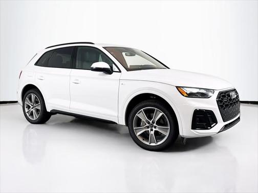 2025 Audi Q5 45 S line Premium