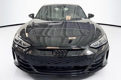 2023 Audi RS e-tron GT quattro